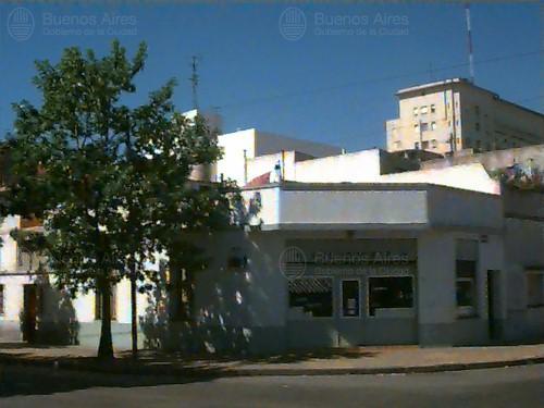 Frente de BEAZLEY 3797 desde la vía pública