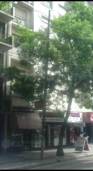 Frente de RIVADAVIA AV. 5578 desde la vía pública
