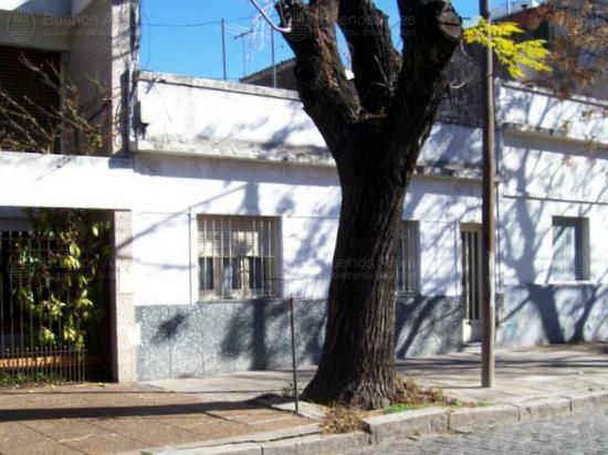 Frente de SAN JOSE DE CALASANZ 1143 desde la vía pública
