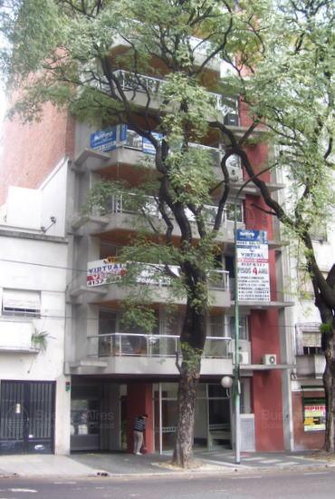 Frente de GOYENA, PEDRO AV. 868 desde la vía pública