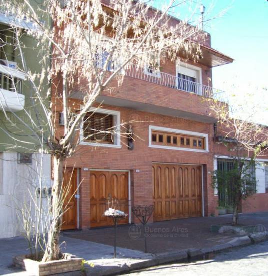 Frente de SAN JOSE DE CALASANZ 1134 desde la vía pública