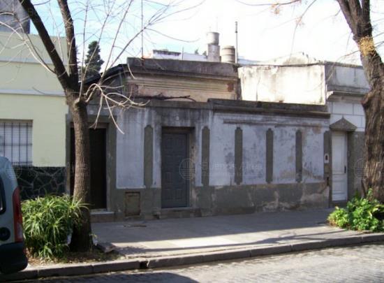 Frente de SAN JOSE DE CALASANZ 1018 desde la vía pública
