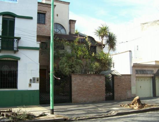 Frente de SAN JOSE DE CALASANZ 1064 desde la vía pública