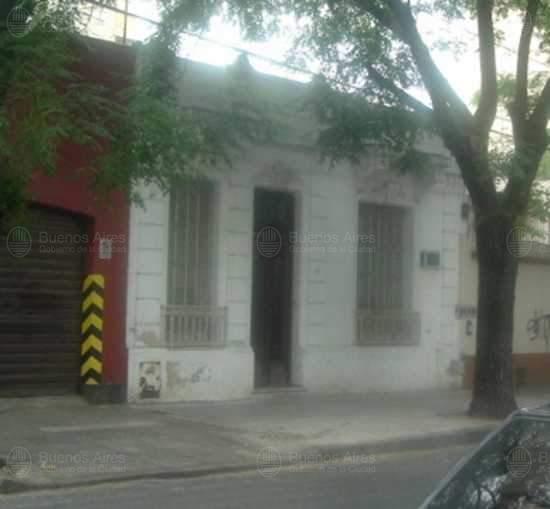 Frente de BONIFACIO, JOSE 610 desde la vía pública