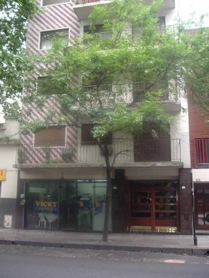 Frente de SAN JOSE DE CALASANZ 148 desde la vía pública