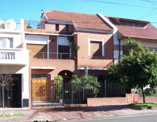 Frente de MORENO, JOSE MARIA AV. 1273 desde la vía pública