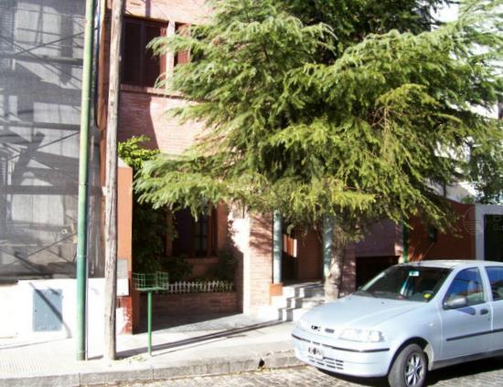 Frente de FRATERNIDAD 1288 desde la vía pública