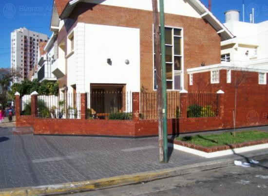 Frente de MORENO, JOSE MARIA AV. 1205 desde la vía pública