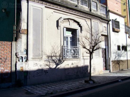 Frente de CRAIG 909 desde la vía pública