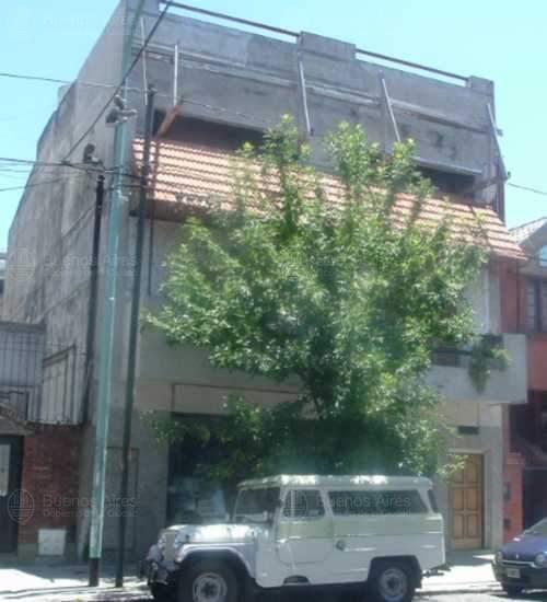 Frente de VIEL 627 desde la vía pública