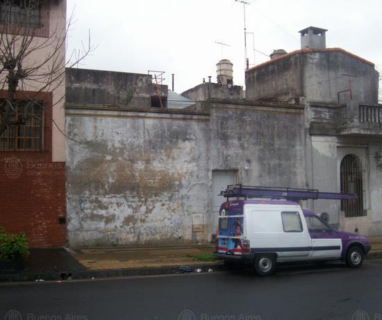 Frente de ESTRADA 215 desde la vía pública