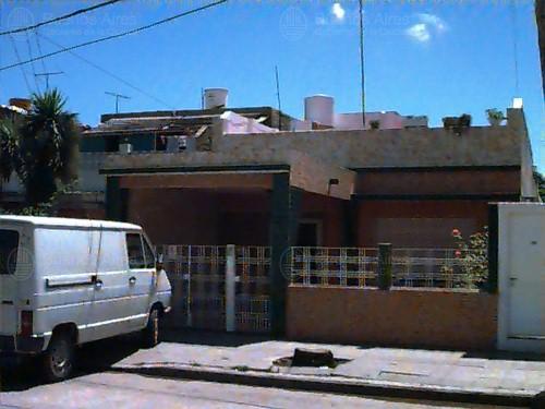 Frente de VARELA AV. 1754 desde la vía pública