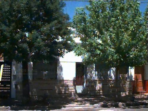 Frente de LAUTARO 1155 desde la vía pública