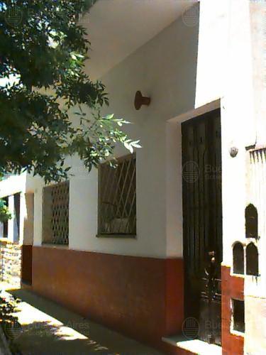 Frente de LAUTARO 1151 desde la vía pública