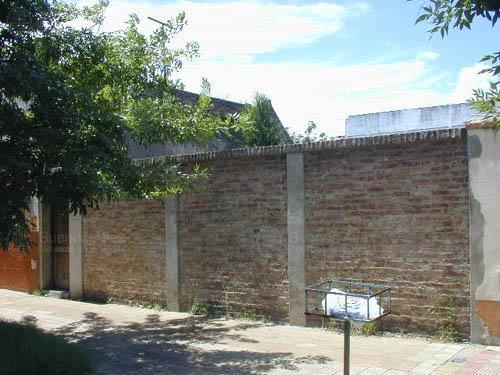 Frente de BERON DE ASTRADA 2210 desde la vía pública