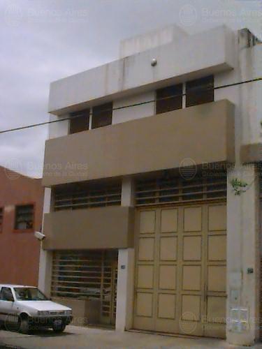 Frente de BERON DE ASTRADA 2260 desde la vía pública