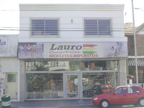 Frente de SAN PEDRITO AV. 577 desde la vía pública