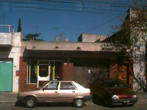 Frente de SAN PEDRITO AV. 527 desde la vía pública