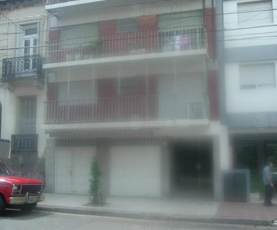 Frente de QUIRNO 116 desde la vía pública