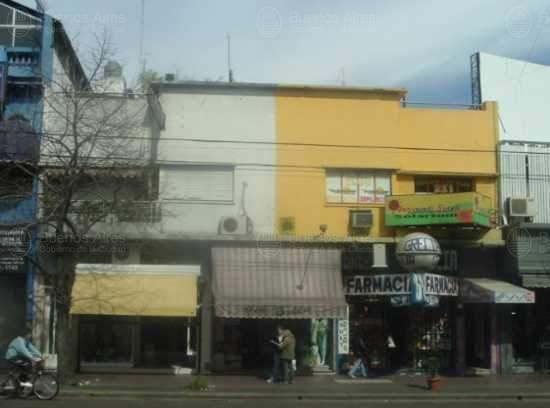 Frente de MONROE 5058 desde la vía pública