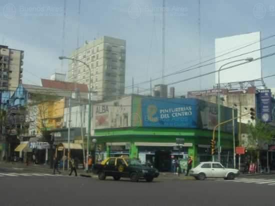 Frente de MONROE 5094 desde la vía pública