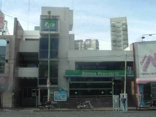 Frente de TRIUNVIRATO AV. 4635 desde la vía pública