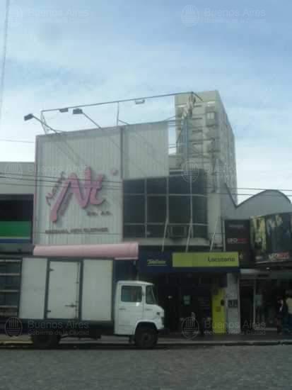 Frente de TRIUNVIRATO AV. 4629 desde la vía pública