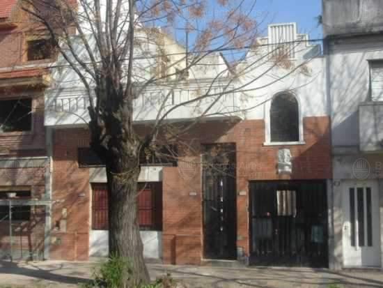 Frente de VALDENEGRO 3382 desde la vía pública