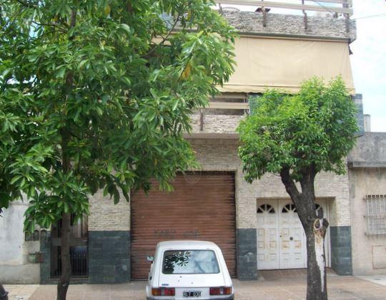 Frente de REMEDIOS 5556 desde la vía pública