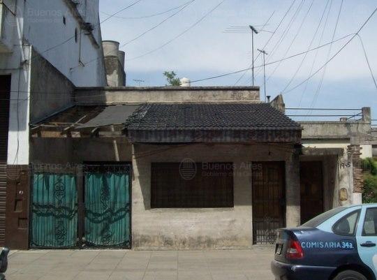 Frente de MIRALLA 1945 desde la vía pública