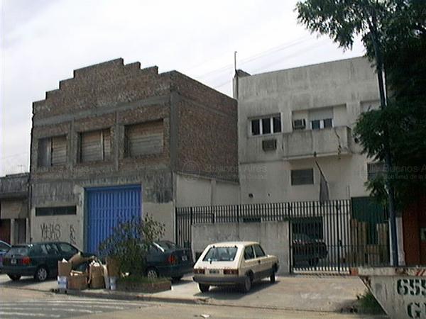 Frente de ARGENTINA AV. 6639 desde la vía pública