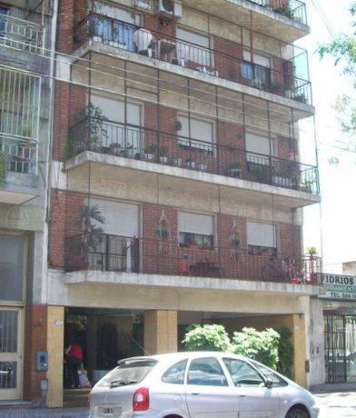 Frente de MOSCONI GENERAL AV. 3633 desde la vía pública